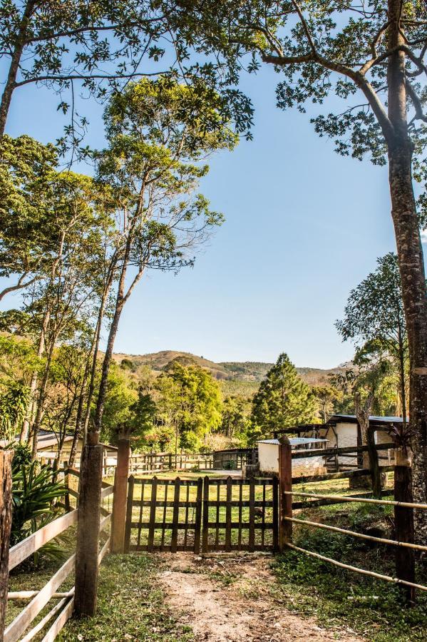 Sitio Araxa - 82 Anos De Historia - Suite Confortavel Em Meio A Floresta Paty do Alferes Exterior foto